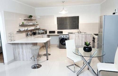 Nelspruit Apartment | Apartment ∙ 2 bedrooms ∙ 4 guests