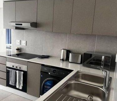 Greater Johannesburg Metropolitan Area Apartment | Apartment ∙ 1 bedroom ∙ 2 guests