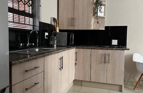 Polokwane Apartment | Apartment ∙ 1 bedroom ∙ 2 guests