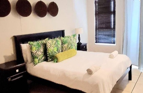 Westbrook Apartment | Apartment ∙ 3 bedrooms ∙ 6 guests