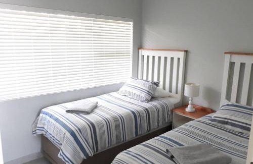 Still Bay Apartment | Apartment ∙ 3 bedrooms ∙ 6 guests
