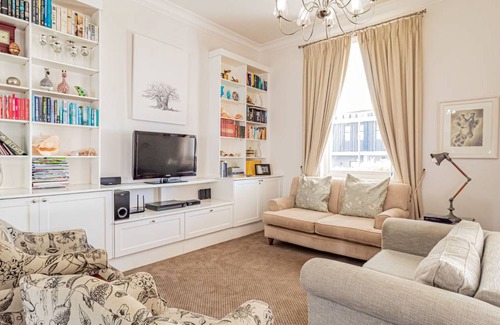 Sea Point Apartment | Apartment ∙ 4 bedrooms ∙ 8 guests