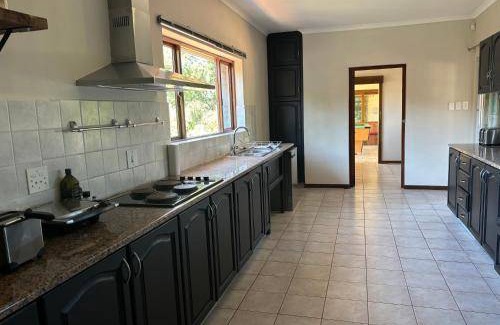 Somerset West Apartment | Apartment ∙ 3 bedrooms ∙ 8 guests