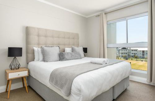 Century City Apartment | Ashton Park 419