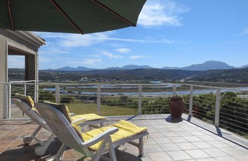 Great Brak River House | At 29 Columba