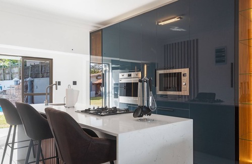 Durban North House | At 40 Oceanview - Four Bedroom House, Sleeps 8