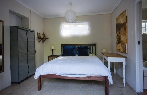 Plumstead Apartment | Avocado Cottage