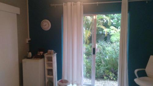 Beacon Bay Bed & Breakfast | B2Basics