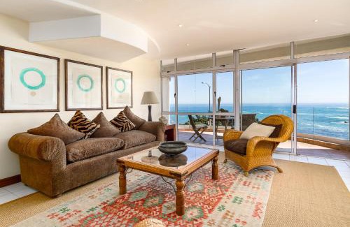 Camps Bay Apartment | Balie Bay