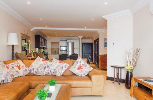 Ballito Apartment | Ballito Manor View 605 - With Generator