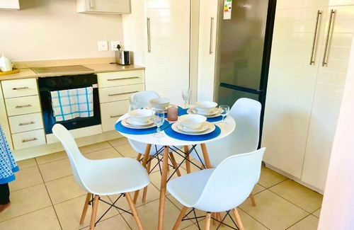 Ballito Apartment | Ballito Sun-Shine families or couples only