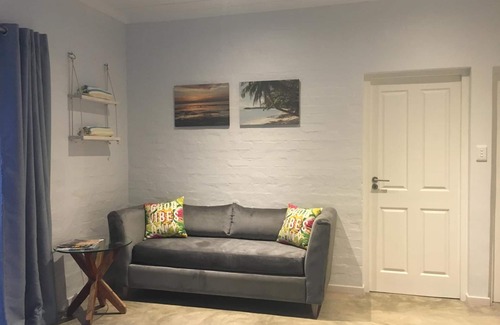 Scottburgh Bed & Breakfast | Bare Feet Retreat