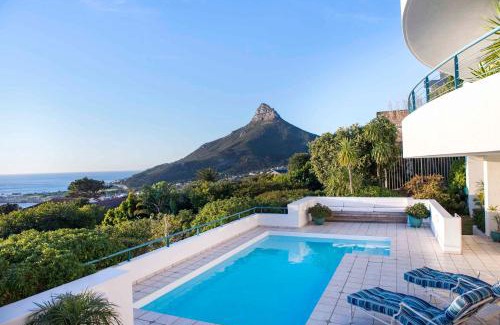 Camps Bay House | Bay Reflections Camps Bay Luxury Serviced Apartments