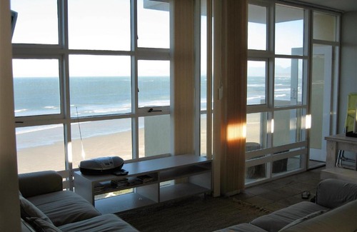 Strand Apartment | BEACHFRONT APARTMENT STRAND WESTERN CAPE