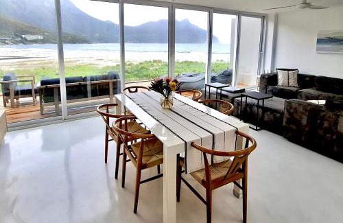 Hout Bay House | Beachfront @ Beach Club