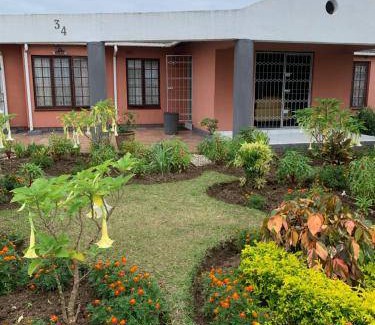Newlands East Bed & Breakfast | Bed and breakfast ∙ 2 guests