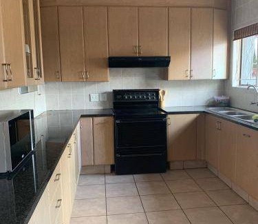 Greater Johannesburg Metropolitan Area Bed & Breakfast | Bed and breakfast ∙ 4 guests