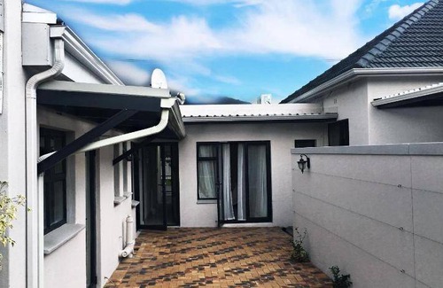 Claremont Bed & Breakfast | Bed and breakfast ∙ 3 guests