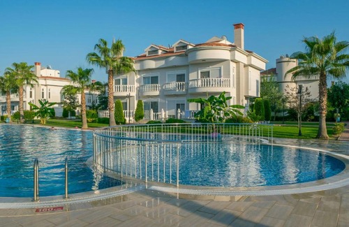 Kadriye Villa | Belek Golf Village - Villa with shared pool