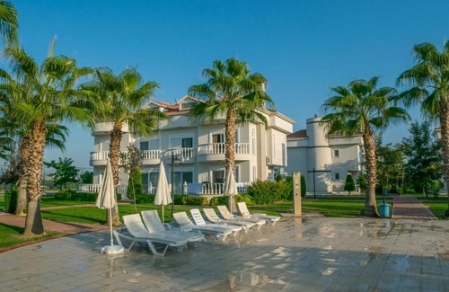 Kadriye Villa | Belek Golf Village - Villa with shared pool