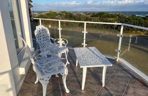 Gonubie Bed & Breakfast | Benri B&B & Self-Catering