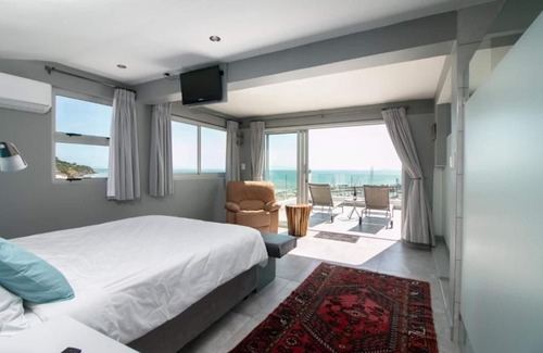 Mountainside Condo | Bikini Beach Penthouse
