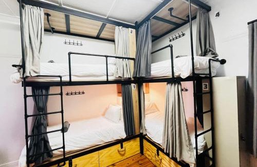 Muizenberg Hostel | BIM Backpackers In Muizenberg