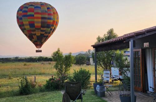 Hartbeespoort Apartment | Blueberry Country Cottage
