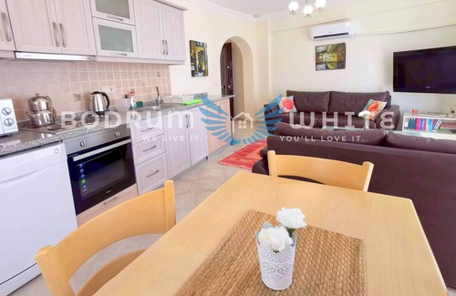 Bogazici Apartment | Bodrum FCC 2 bedroom Sea and Lakeview Holiday Apartment Y21