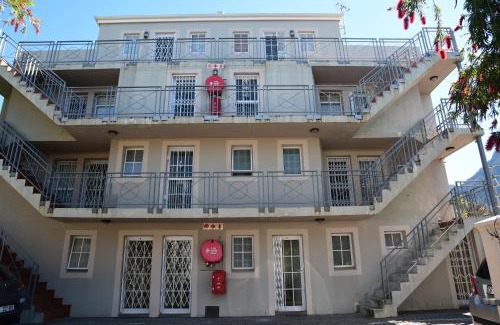 Newlands Apartment | Bradclin Sport Newlands