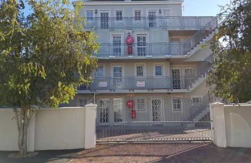 Newlands Apartment | Bradclin Sport Newlands