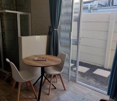 Strand Apartment | Breakaway Base