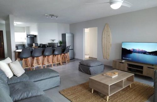 Ramsgate Beach Apartment | Breathtaking 3 Bedroom unit with amazing sea views