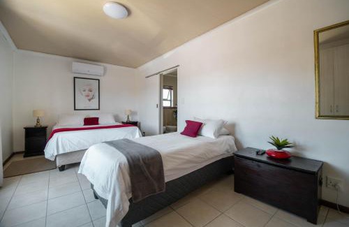 Eikenbosch House | Broadway Tygervalley House
