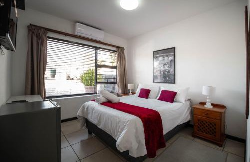 Eikenbosch House | Broadway Tygervalley House