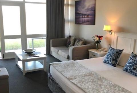 Summerstrand Apartment | Brookes Hill Suites unit 262