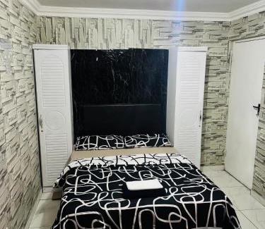 Bloubergstrand Apartment | Brown Accomodation