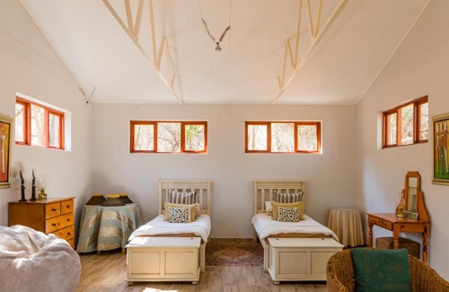 Leeupoort House | Bush Camp