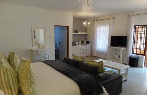 Clarens House | By The Way Guesthouse