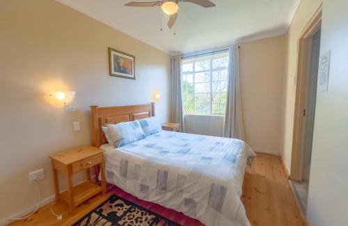 Fouriesburg Apartment | Camelroc Guest Farm