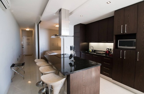 Camps Bay Apartment | Camps Bay One Bedroom apartment - The Crystal