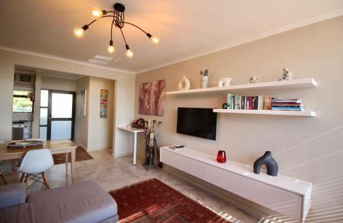 Camps Bay Apartment | Camps Bay sea view apartment
