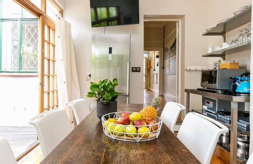Camps Bay Apartment | Camps Bay Village