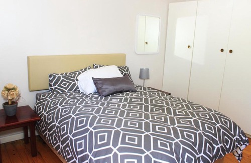 Rondebosch House | Cape Halal Haven