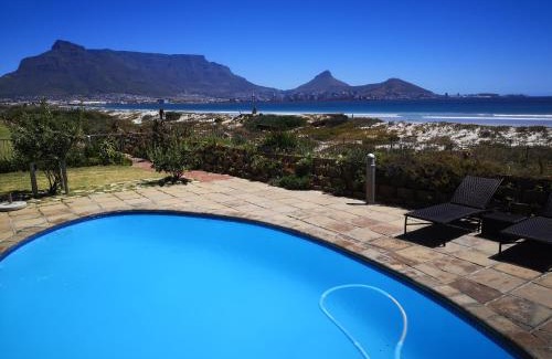 Lagoon Beach Apartment | Cape Town Family Beachfront Apartment Leisure Bay