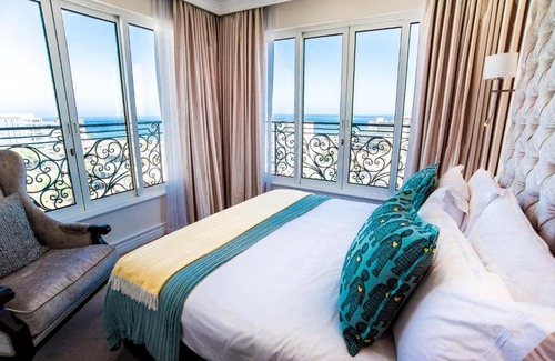 Three Anchor Bay Apartment | Cape Town Luxury (3 Bed) Penthouse