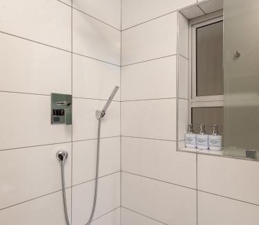 Mouille Point Apartment | CAPE TOWN - MOUILLE POINT - SEA VIEW APARTMENT