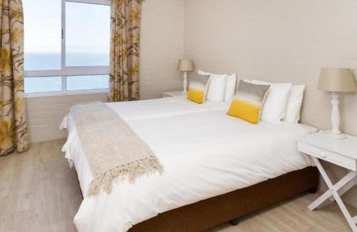 Fish Hoek House | Cape-x-ta-Sea