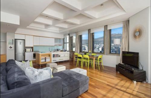 Cape Town City Centre Apartment | Cartwrights Corner Apartments
