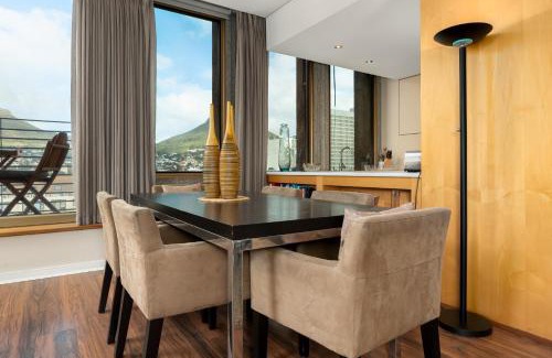 Cape Town City Centre Apartment | Cartwrights Corner Apartments